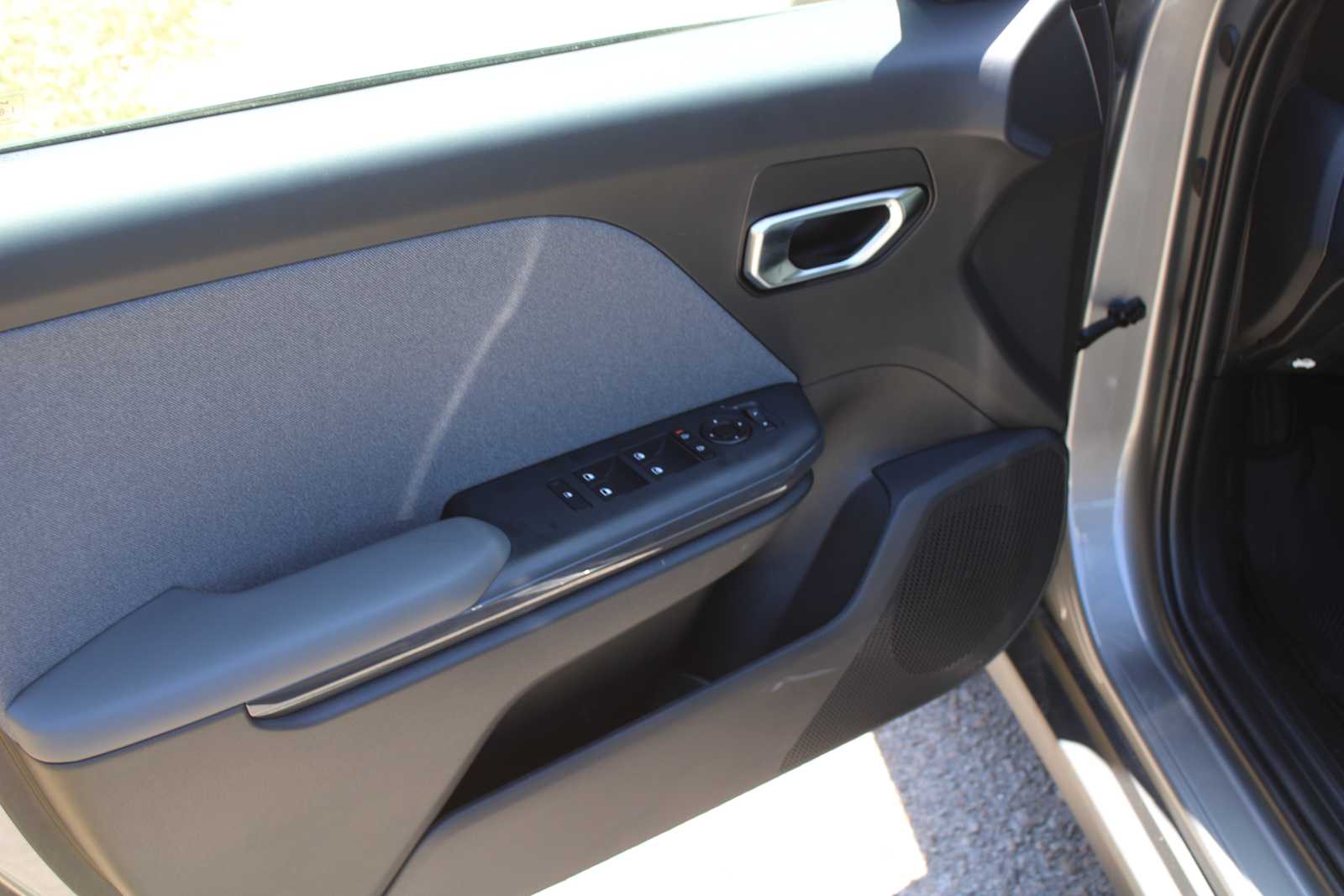 2025 Kia K4 EX photo 34