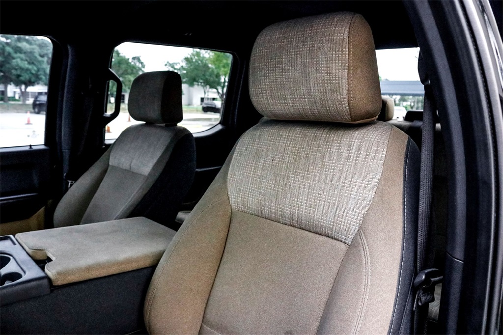 2023 Ford F-150 XLT photo 13