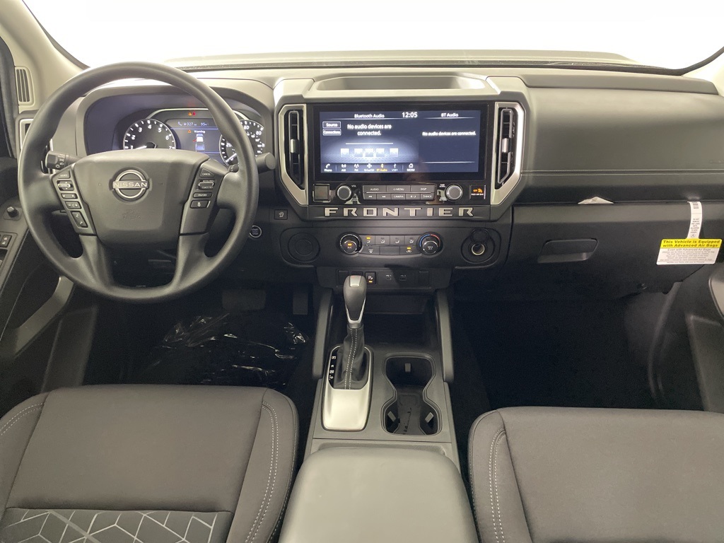 2025 Nissan Frontier Crew Cab SV photo 35