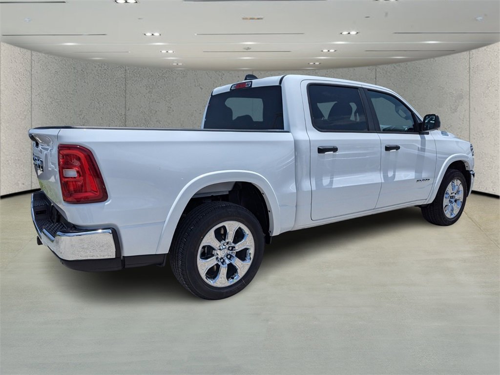 2025 Ram 1500 Big Horn photo 4