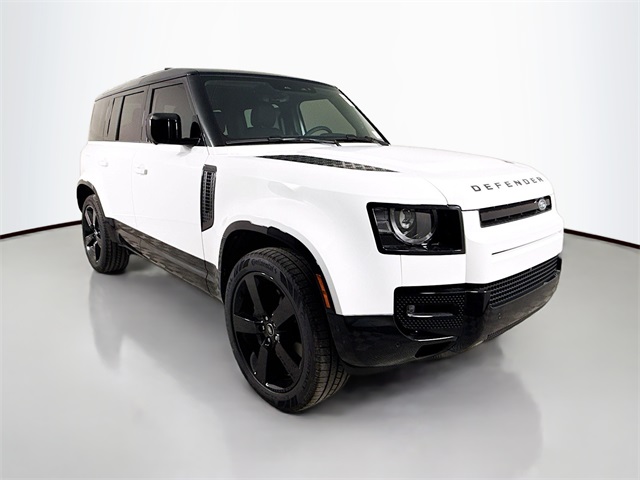 2025 Land Rover Defender 110 X-Dynamic SE photo 3