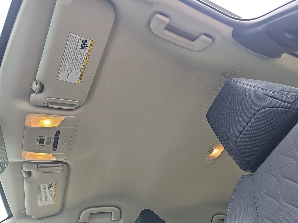 2022 Toyota Corolla Hybrid LE photo 27
