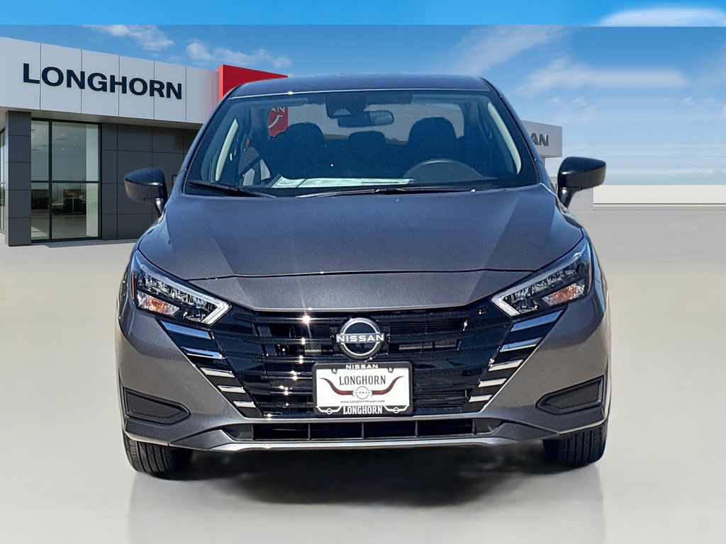 2025 Nissan Versa S photo 2