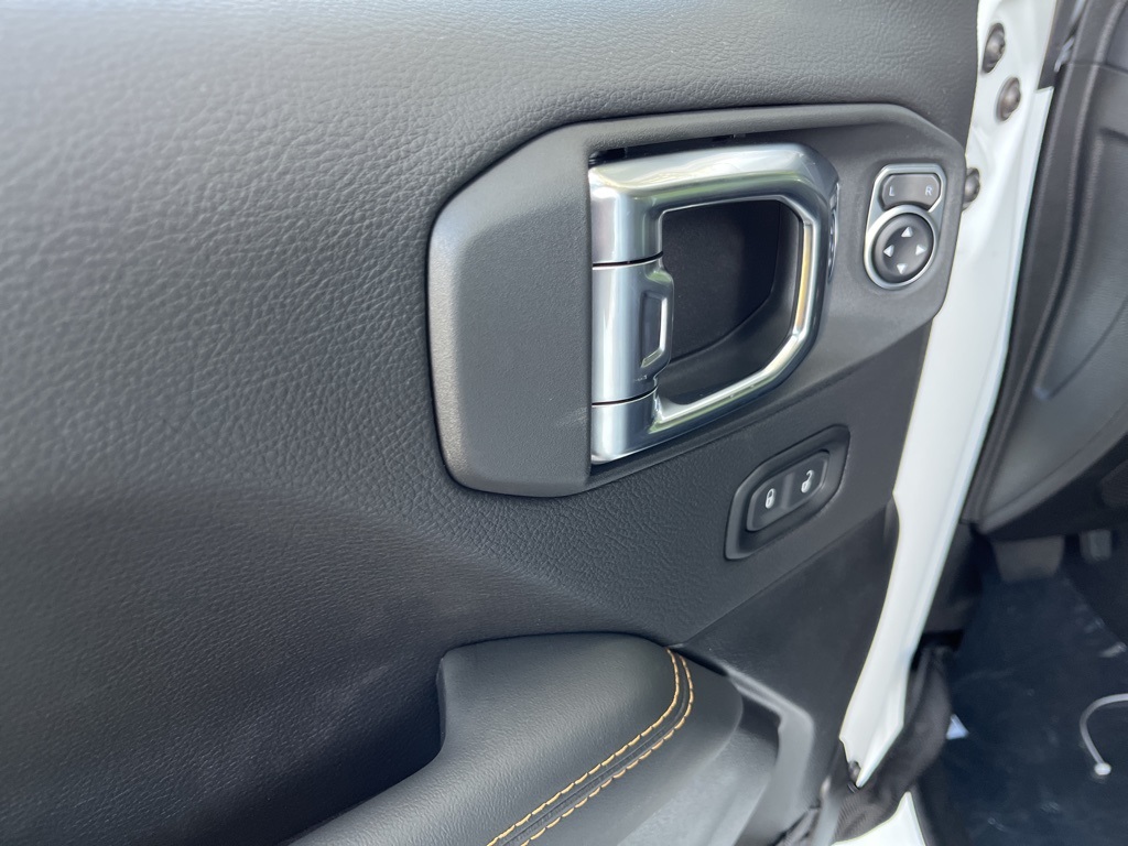 2025 Jeep Gladiator Sport photo 38
