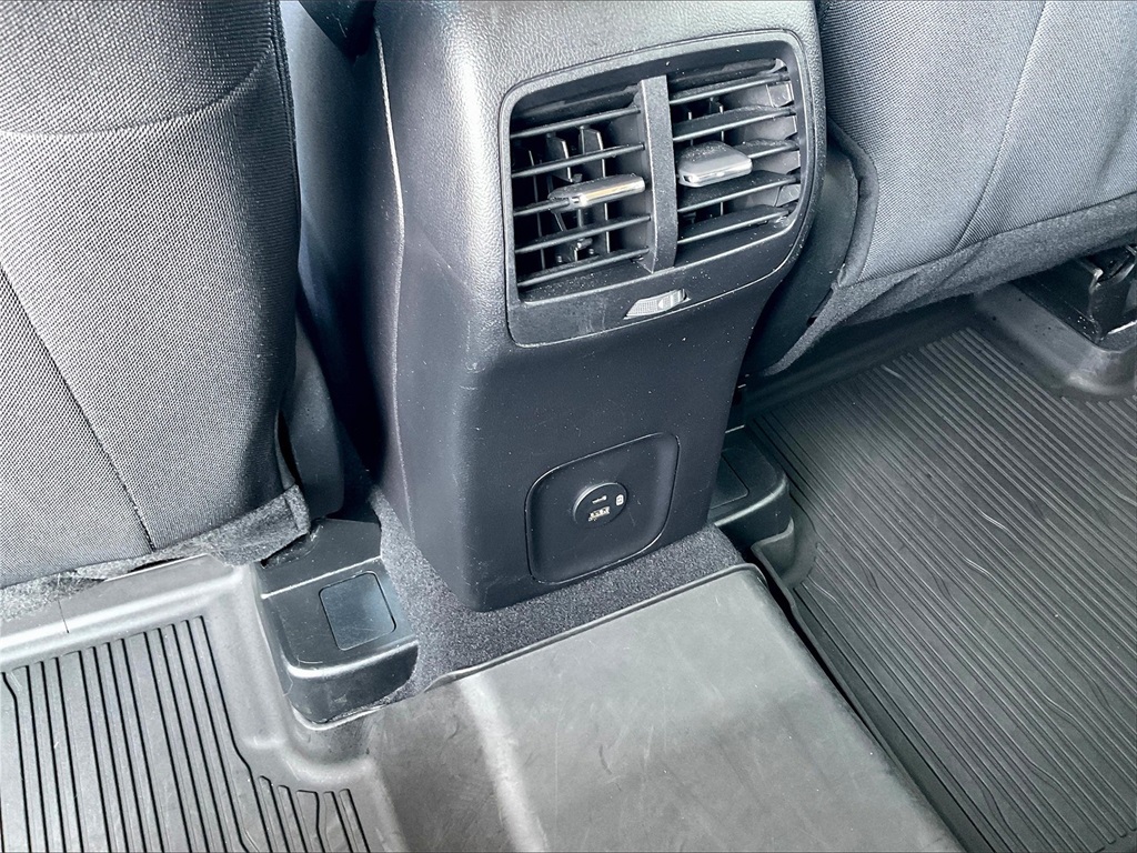 2022 Ford Escape SE photo 25