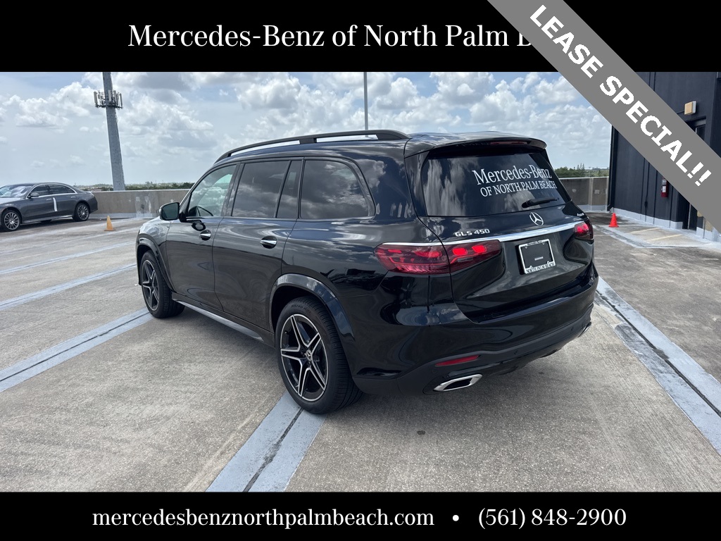 2025 Mercedes Benz GLS 450 4MATIC photo 4