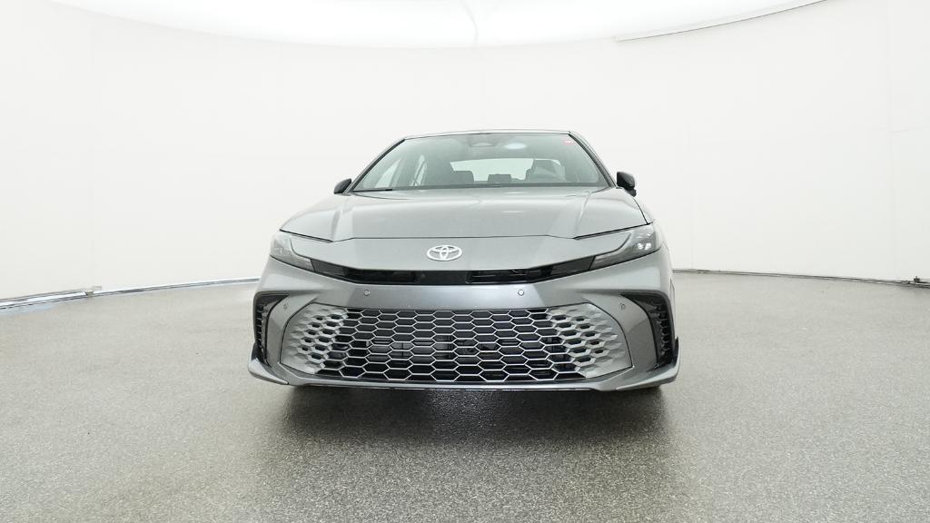 2025 Toyota Camry XSE photo 3