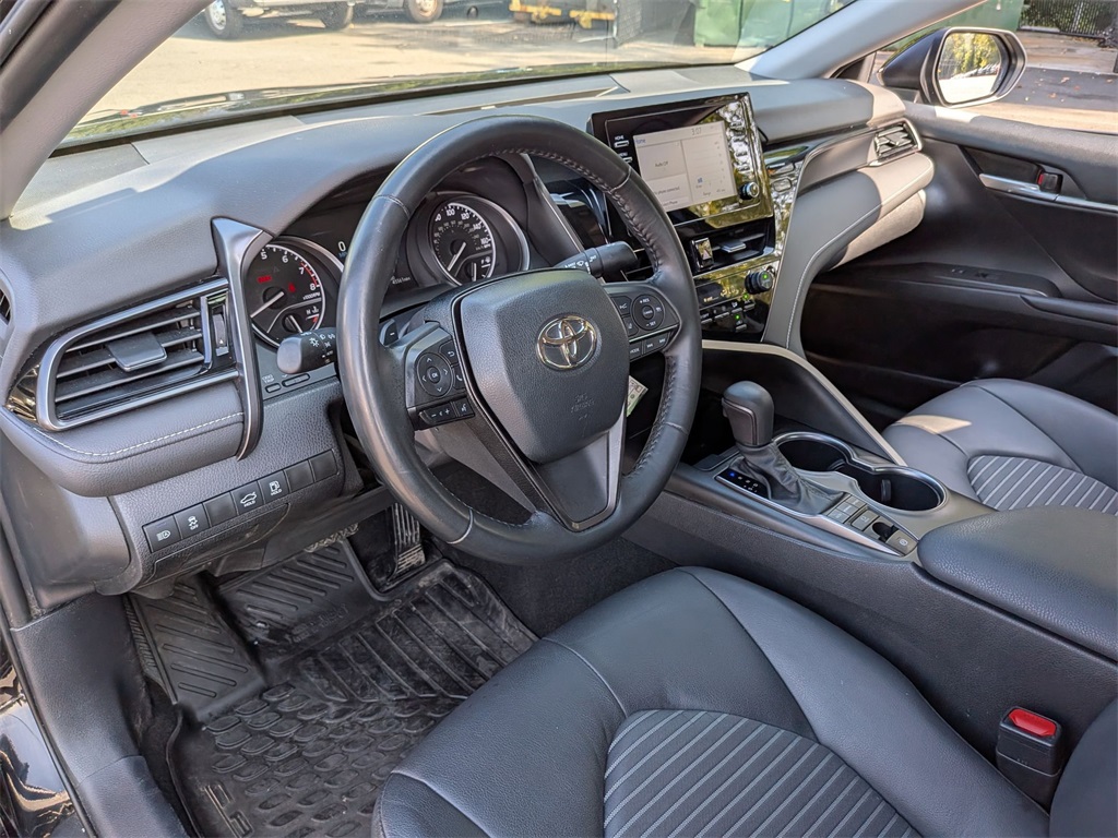 2023 Toyota Camry SE photo 11