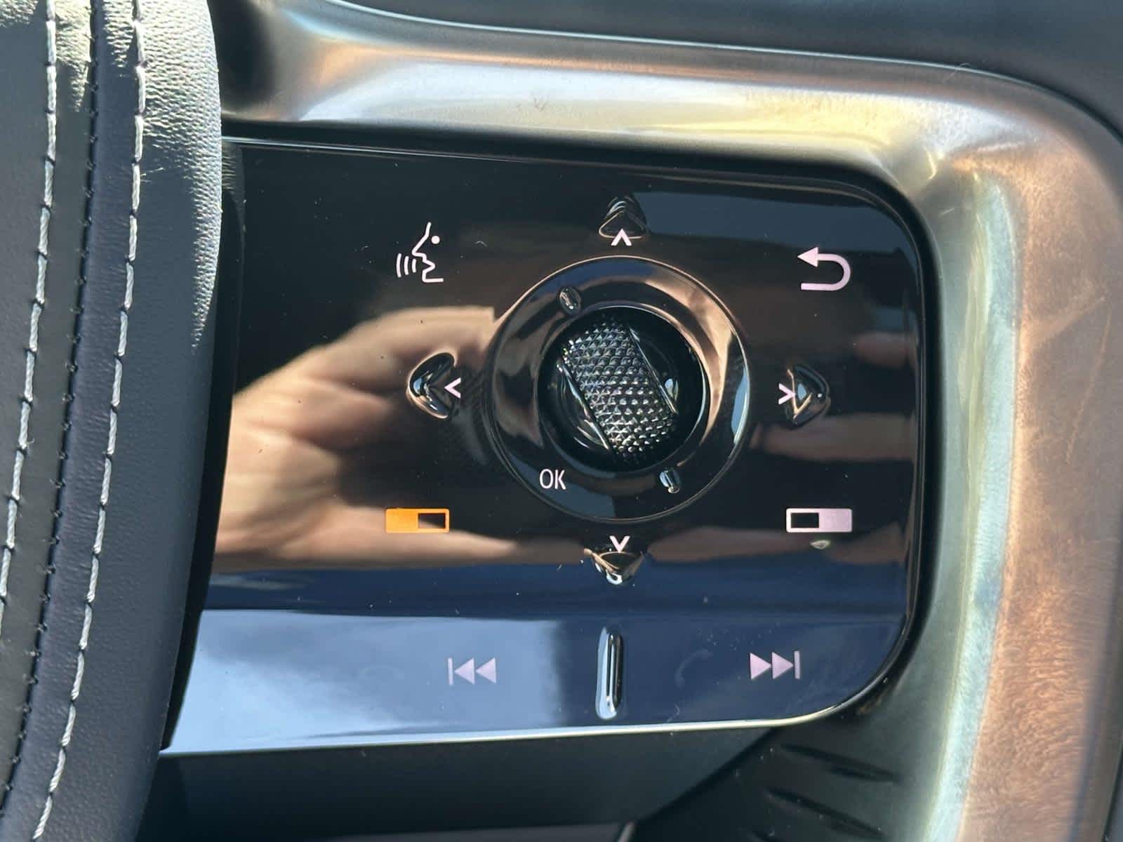 2026 Infiniti QX80 Sensory photo 28
