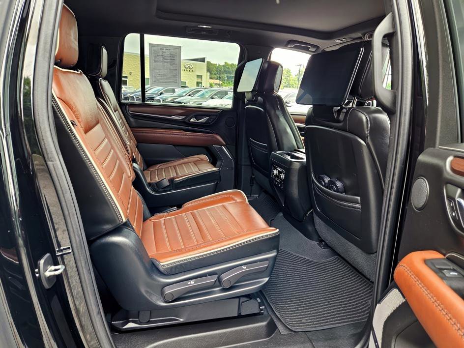 2023 Gmc Yukon XL Denali Ultimate photo 14
