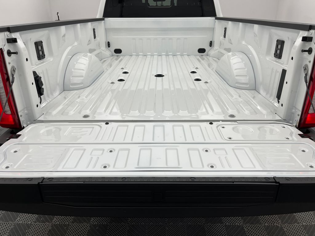 2026 Ford F-350 Lariat photo 21