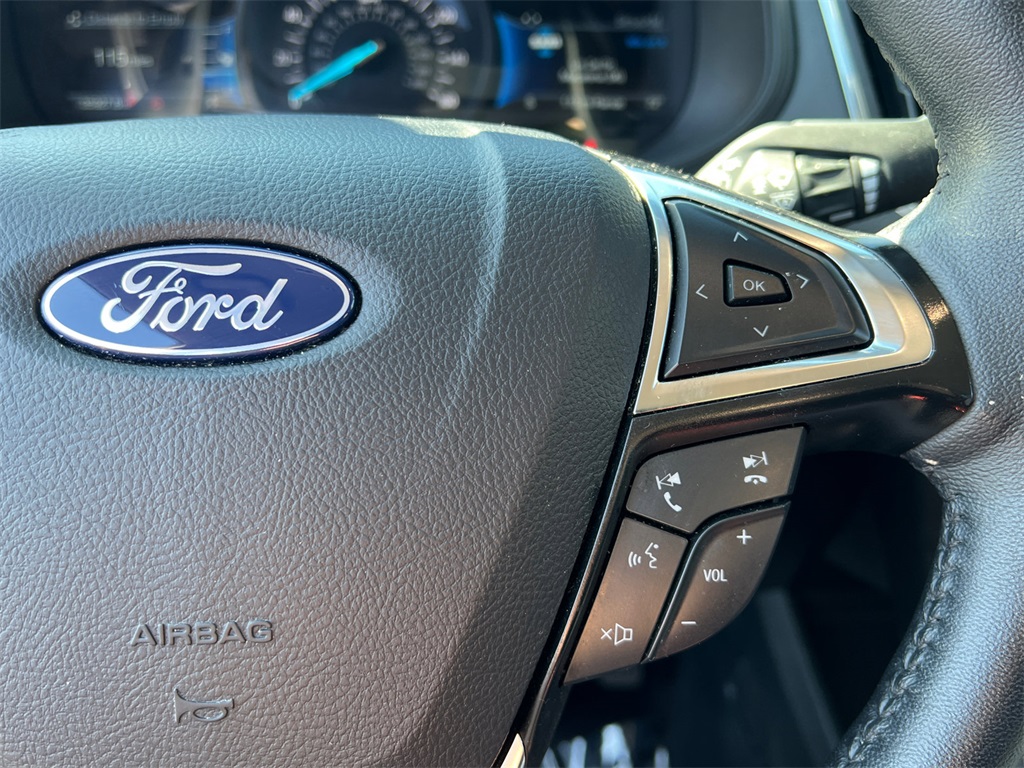 2024 Ford Edge Titanium photo 15