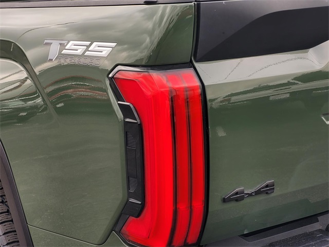 2023 Toyota Tundra SR5 photo 8