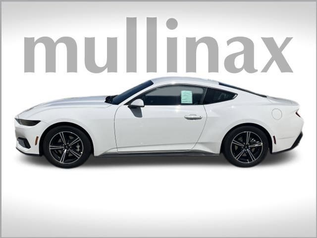 2025 Ford Mustang EcoBoost photo 2