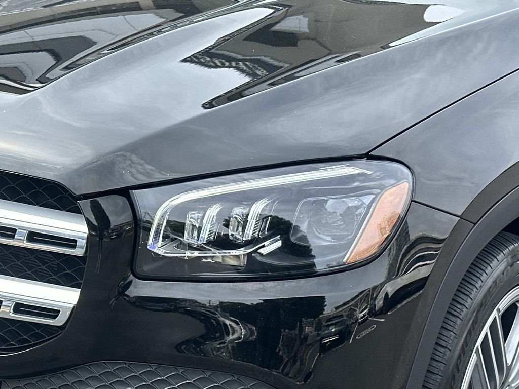2021 Mercedes Benz GLS 450 4MATIC photo 2