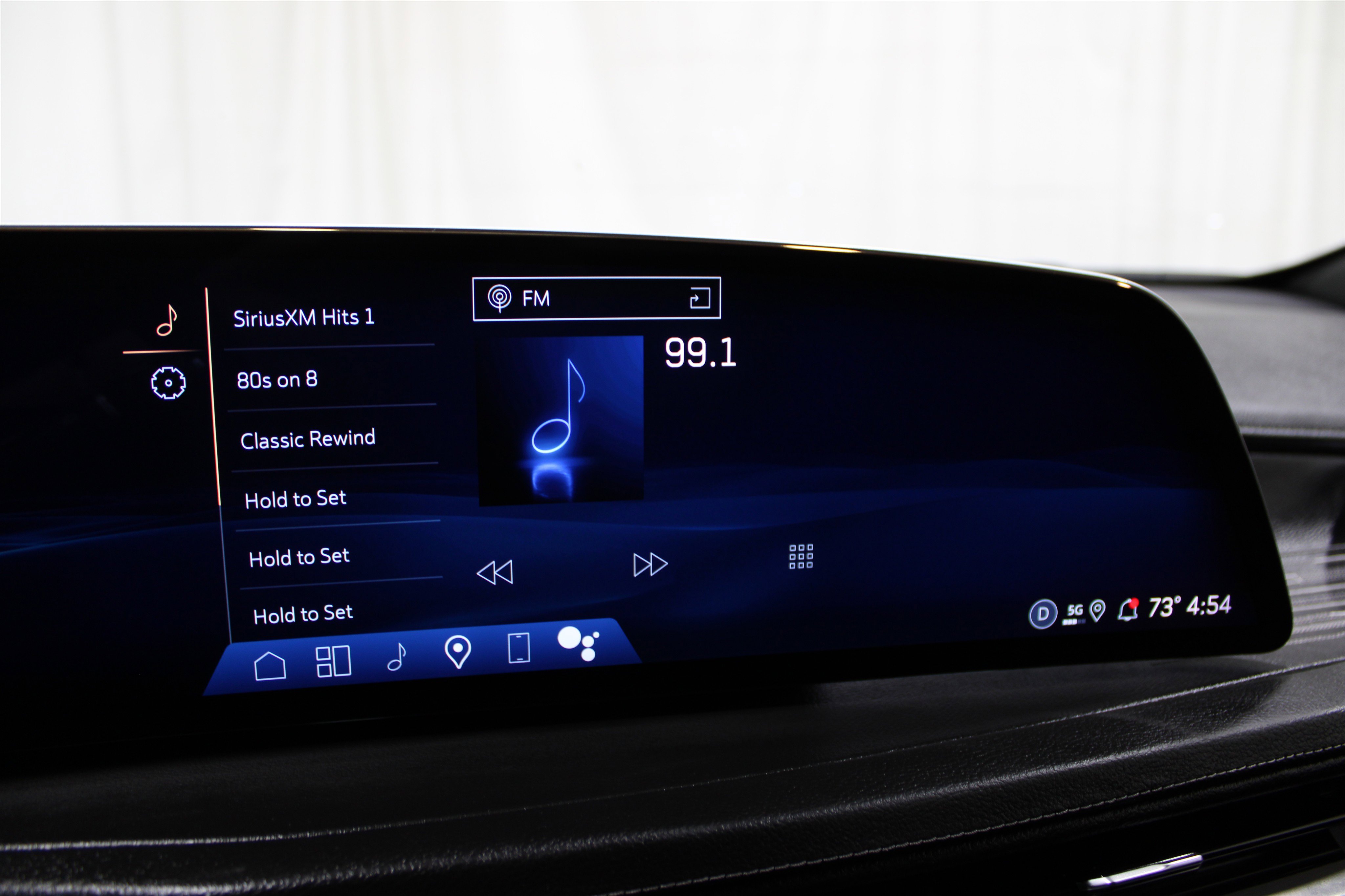 2025 Cadillac XT4 Premium Luxury photo 8