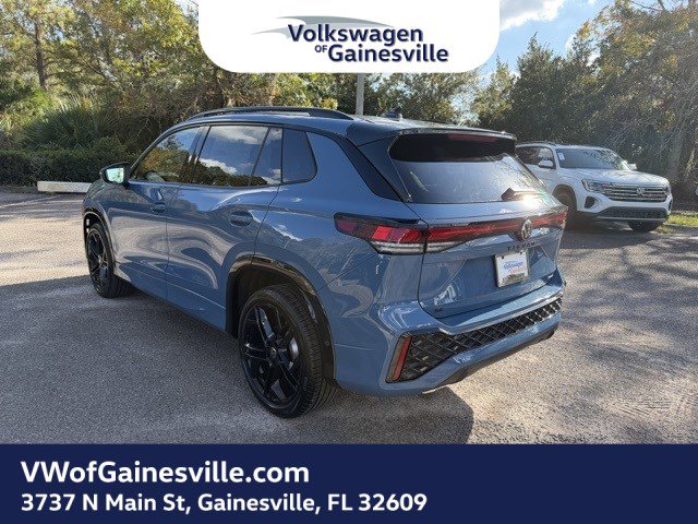 2026 Volkswagen Tiguan SE R-Line Black photo 4