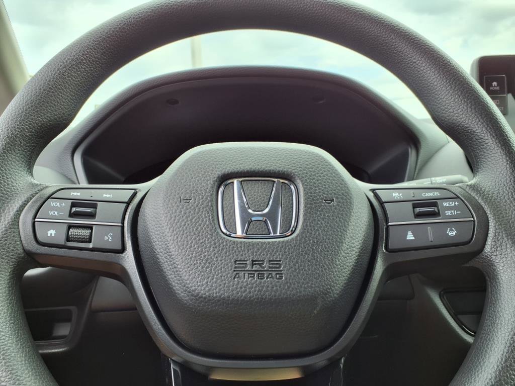 2026 Honda HR-V LX photo 13