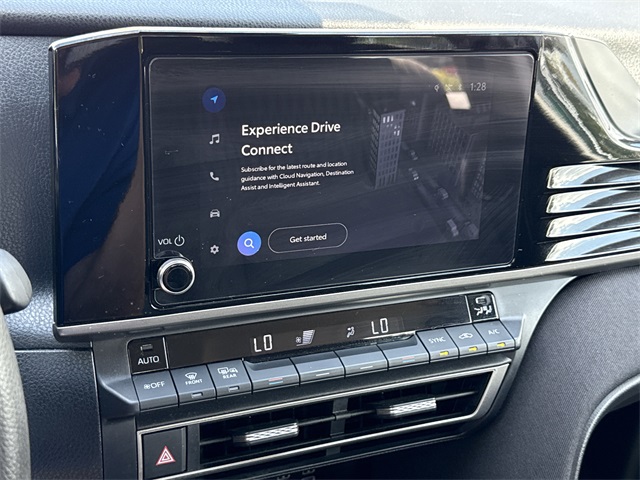 2025 Toyota Camry LE photo 22