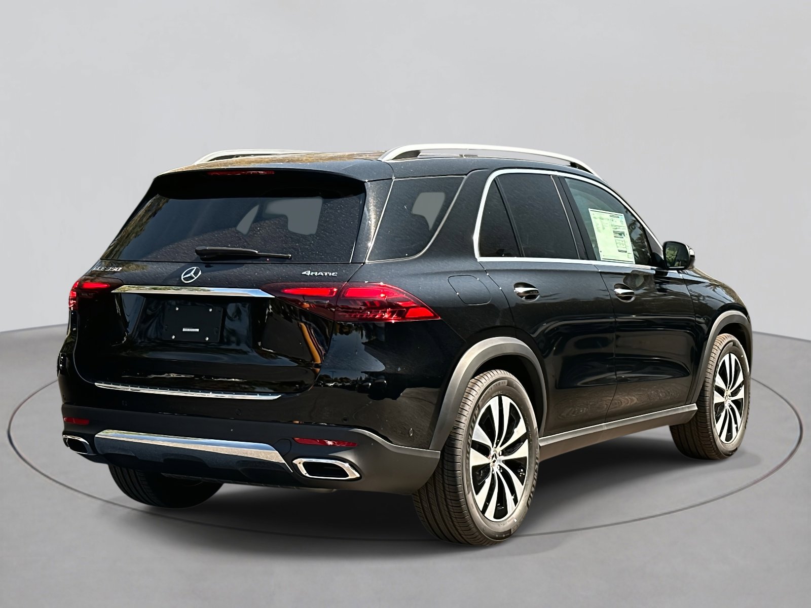 2026 Mercedes Benz GLE 350 4MATIC photo 3