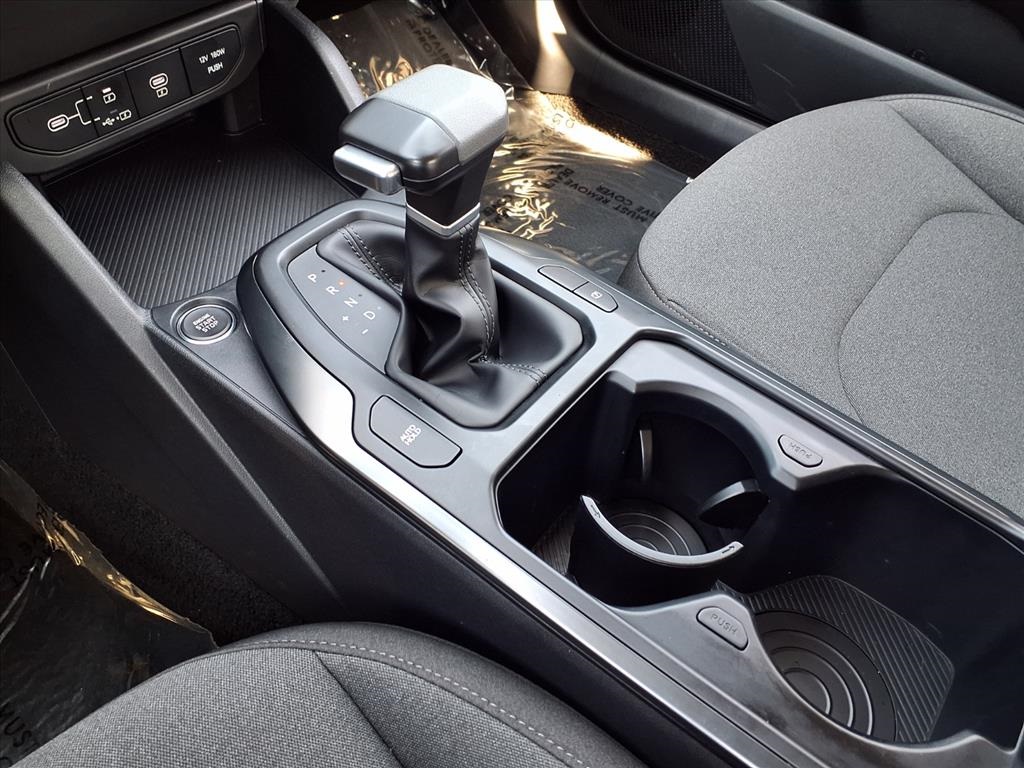 2025 Kia K4 LXS photo 20