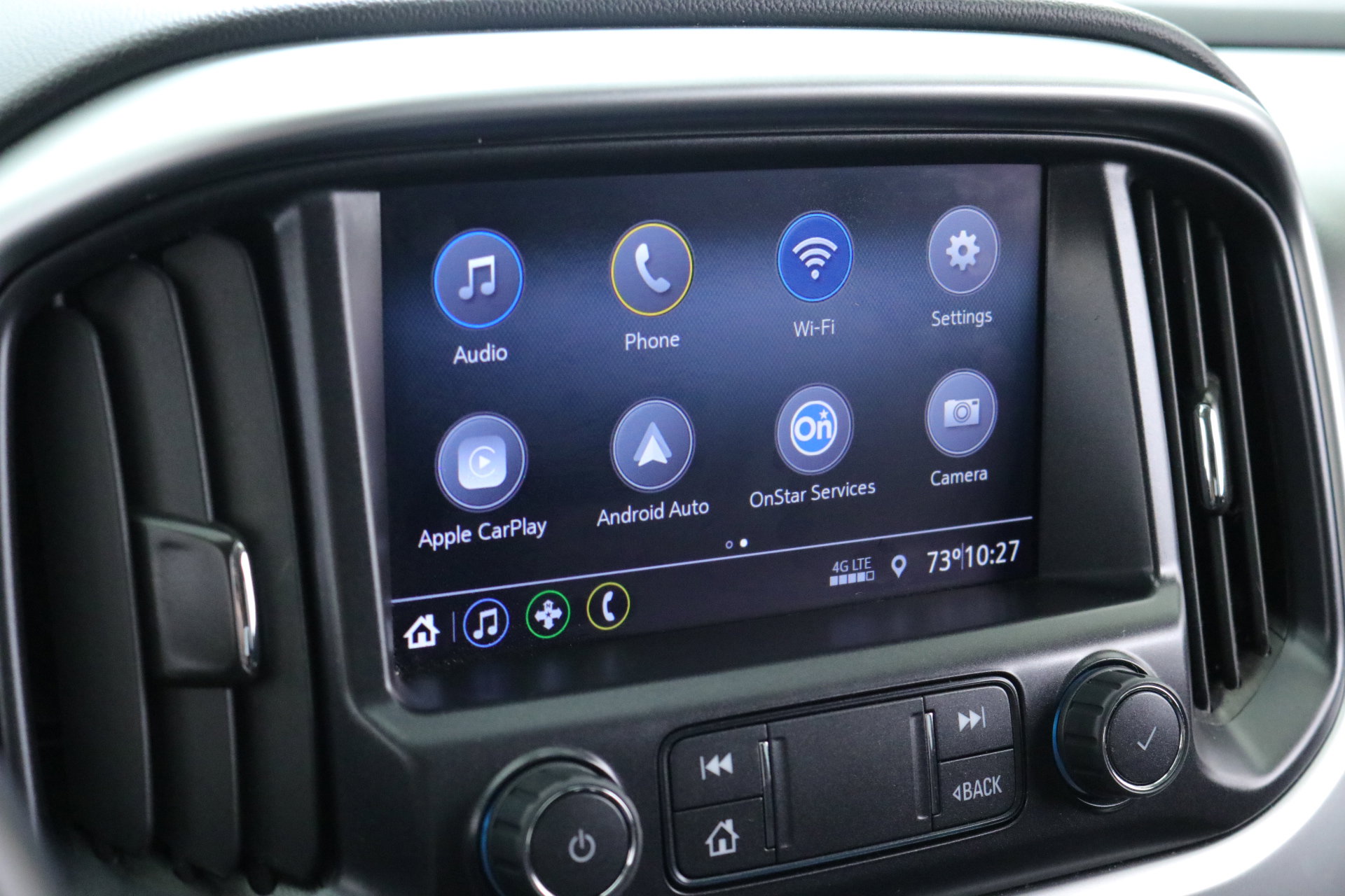2022 Chevrolet Colorado LT photo 18