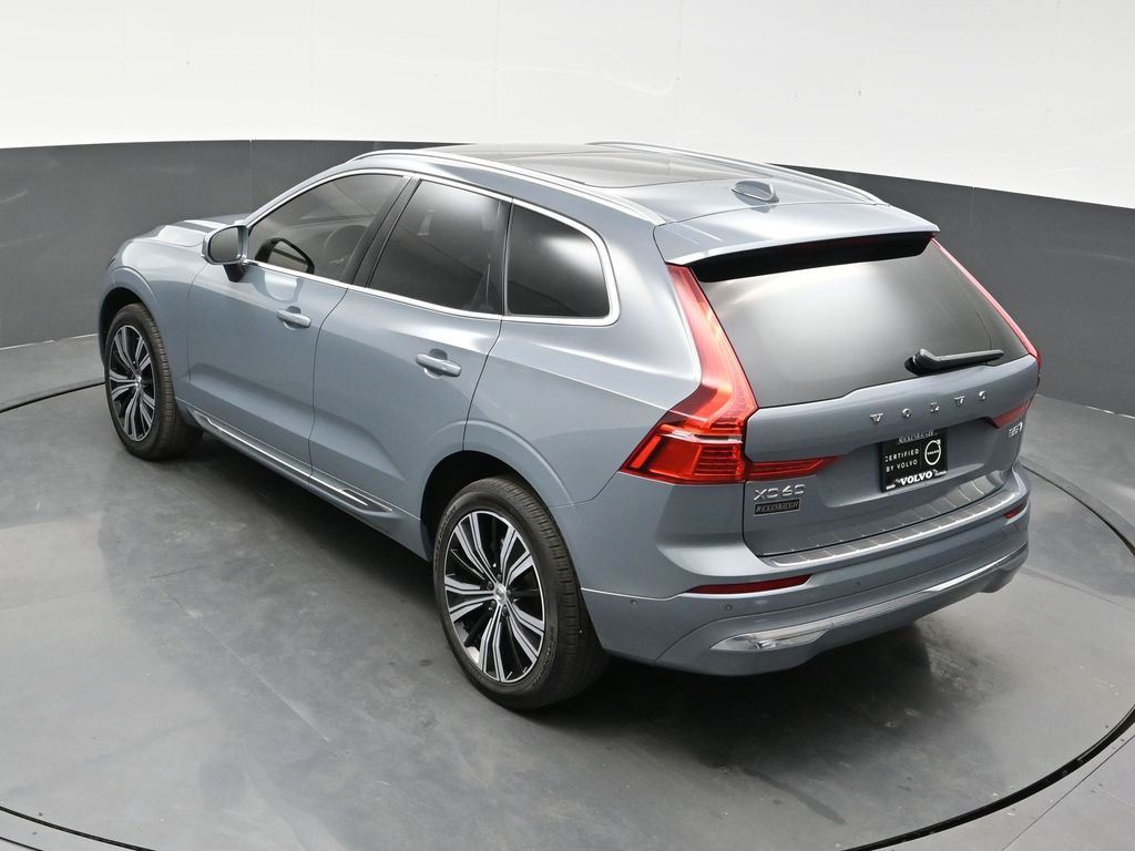 2023 Volvo XC60 B5 Plus photo 30