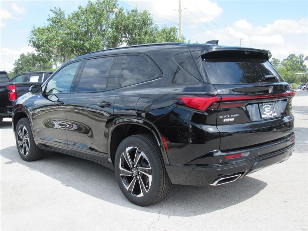 2026 Buick Enclave Sport Touring photo 3