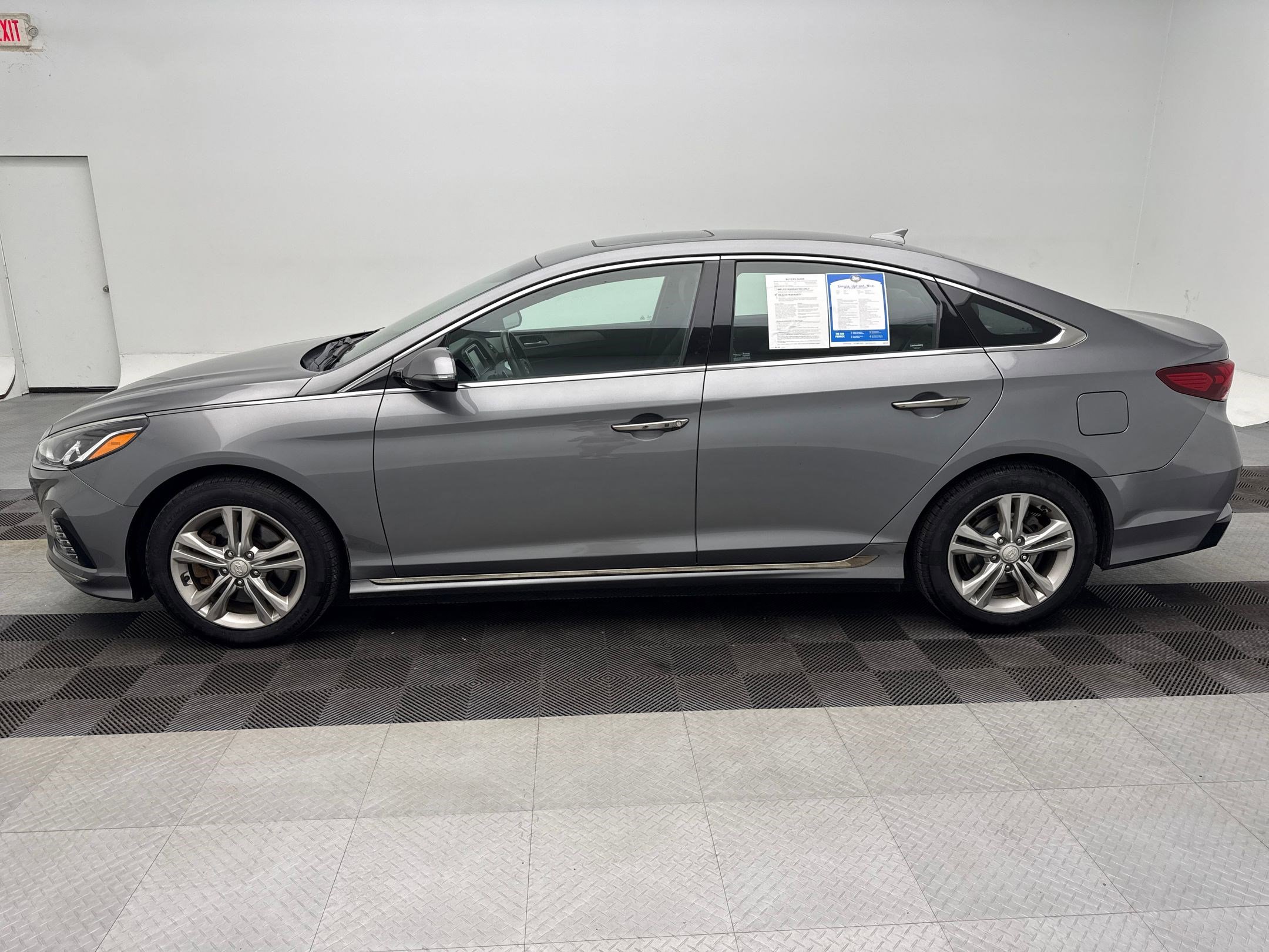 2018 Hyundai Sonata SEL Sport Limited 2.0T photo 2