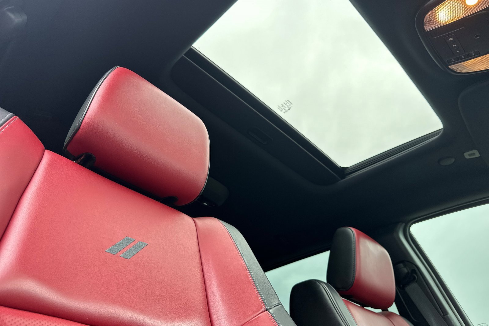 2021 Dodge Durango R/T photo 18