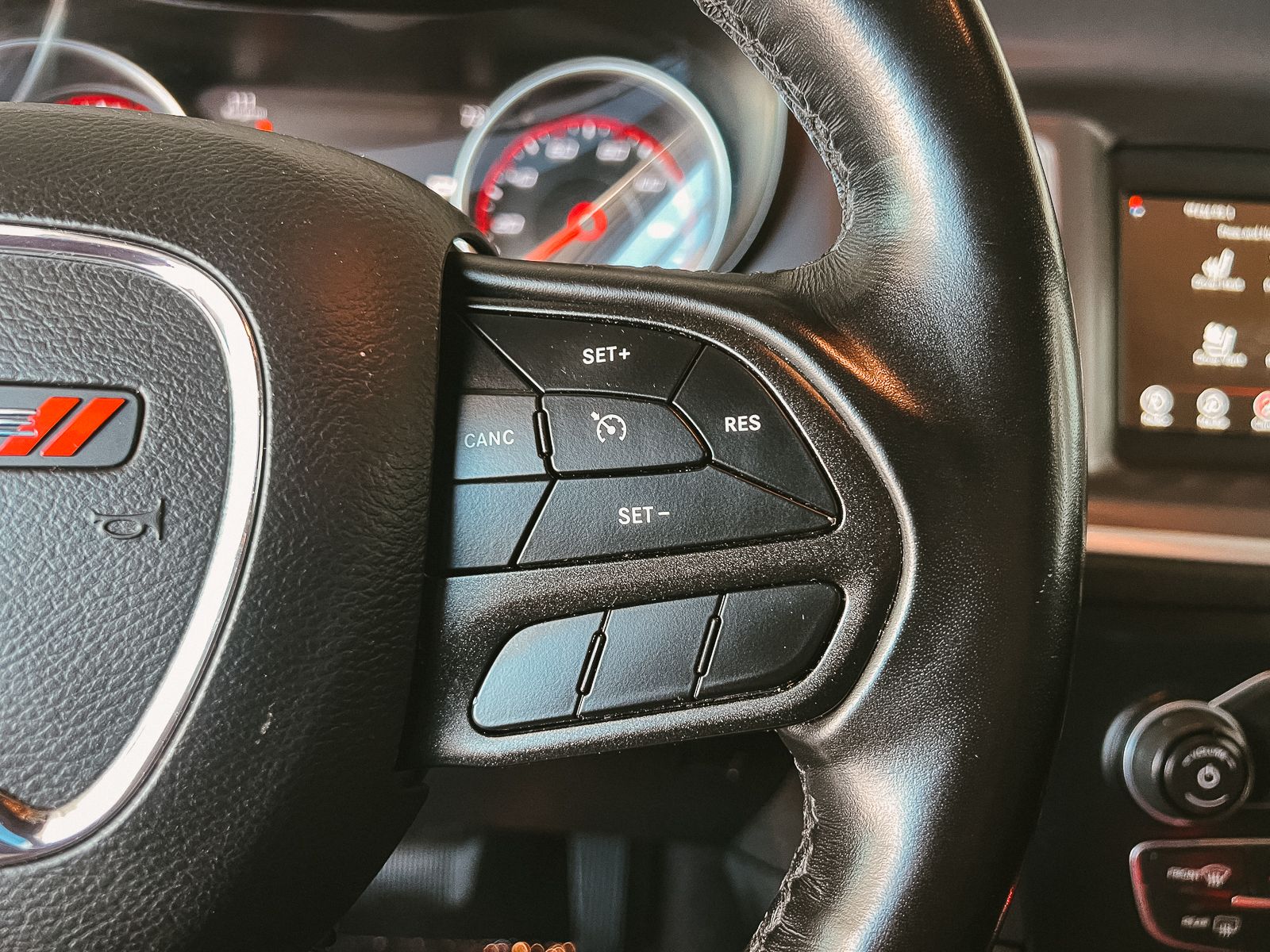 2022 Dodge Charger SXT photo 19