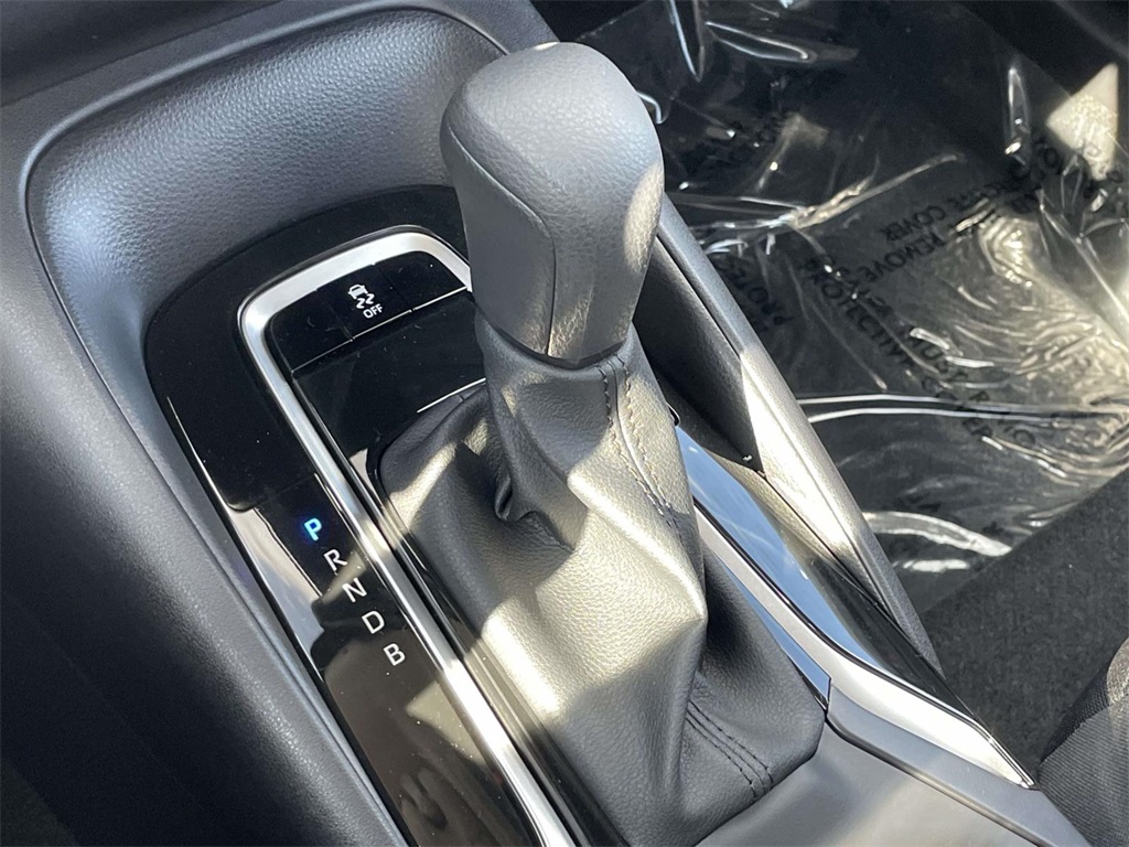 2026 Toyota Corolla LE photo 22
