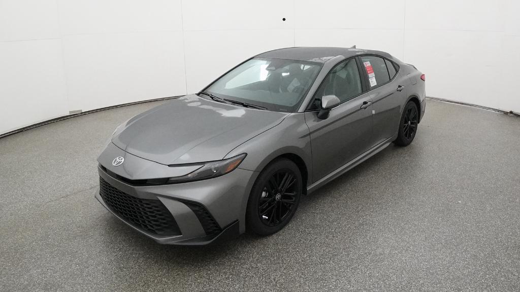 2026 Toyota Camry SE's photo