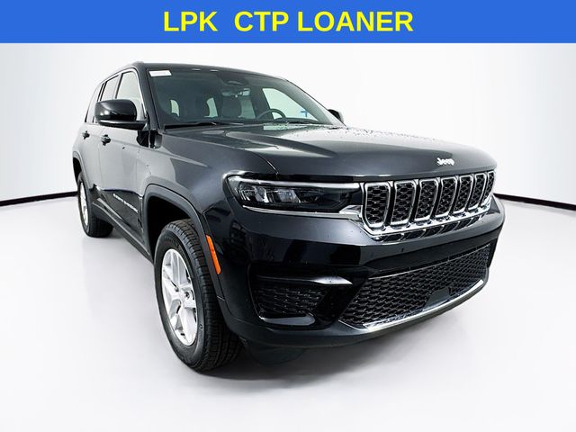 2025 Jeep Grand Cherokee Laredo's photo