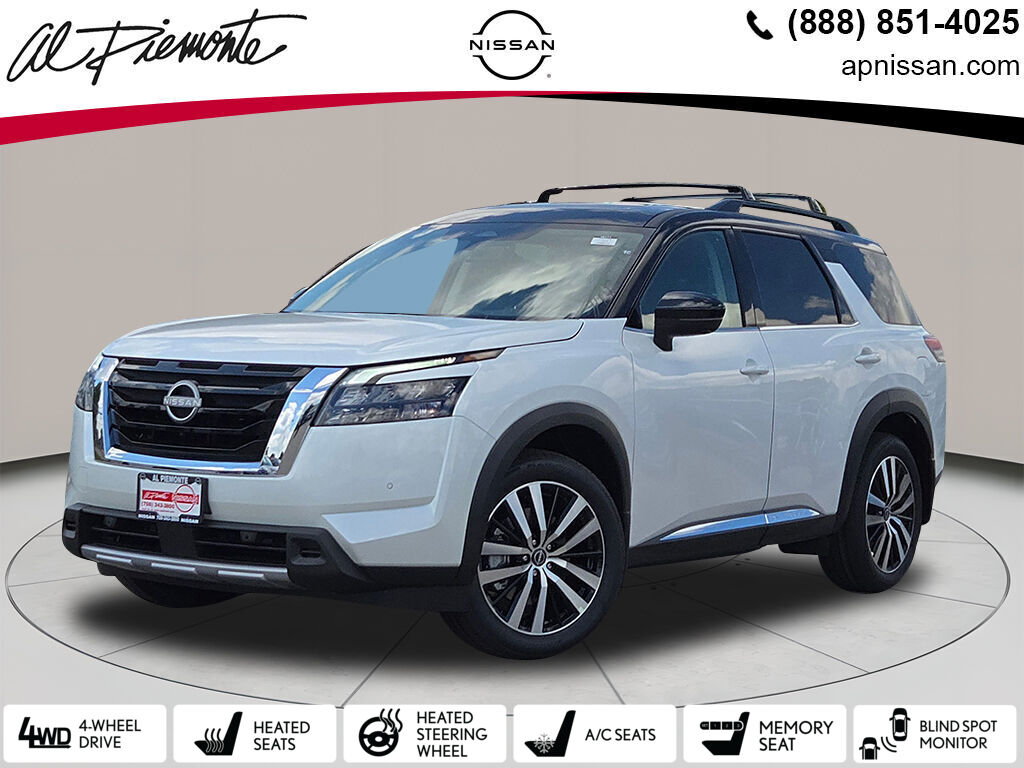 2025 Nissan Pathfinder Platinum's photo