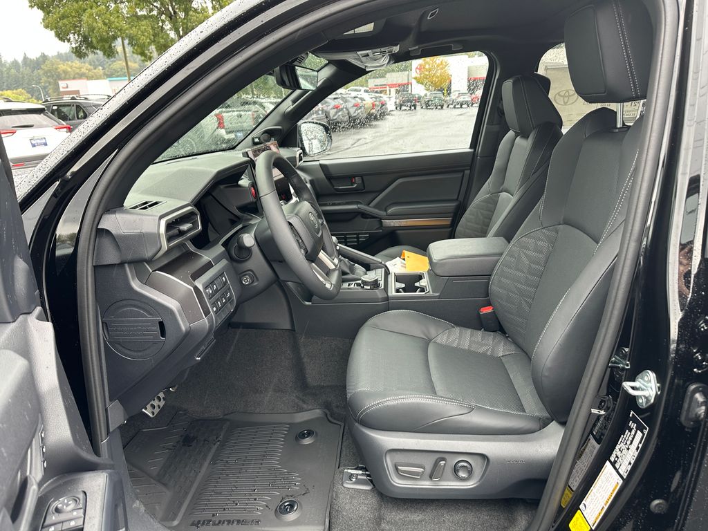 2025 Toyota 4Runner TRD Sport Premium photo 8