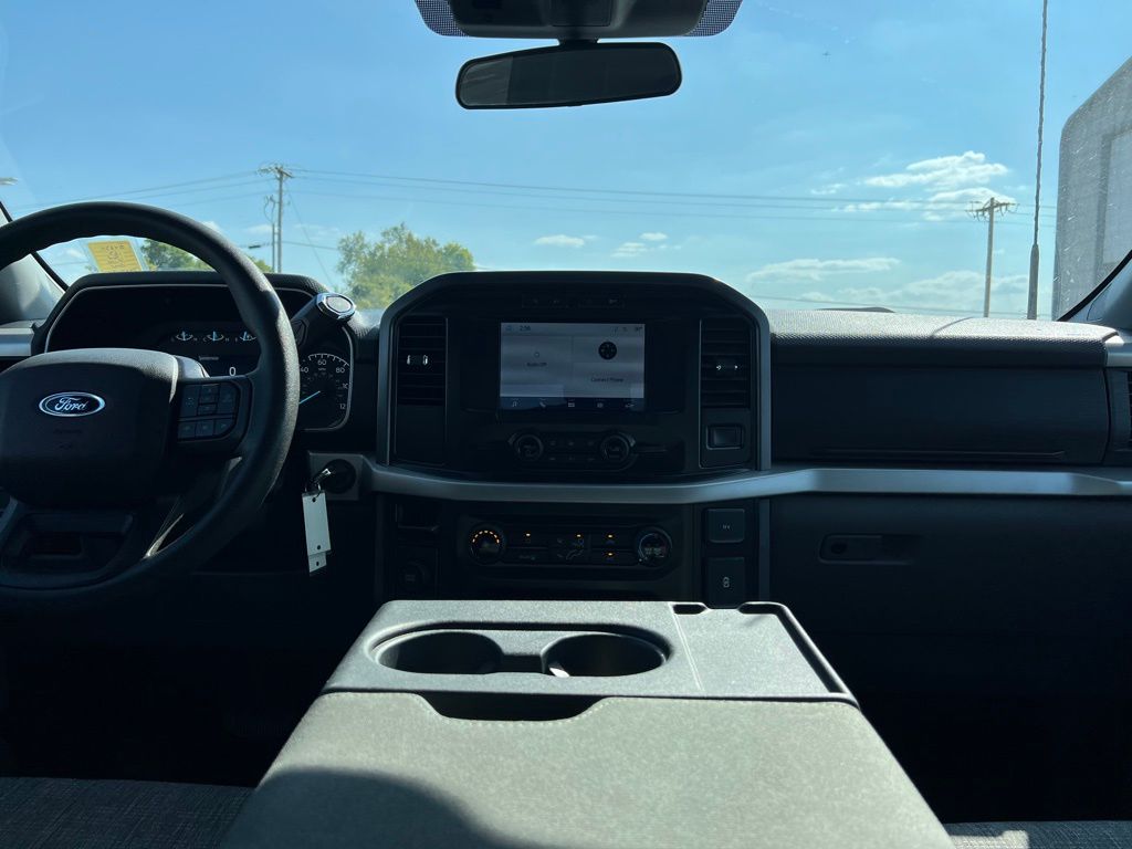2023 Ford F-150 XLT photo 14