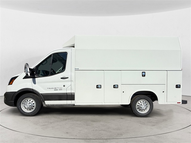 2024 Ford Transit photo 2