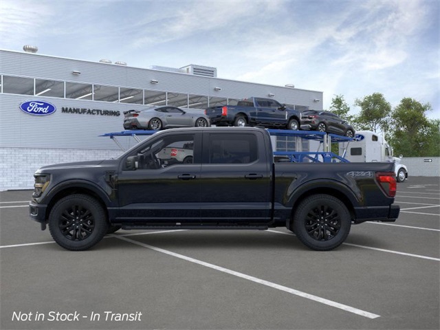 2025 Ford F-150 XLT photo 2