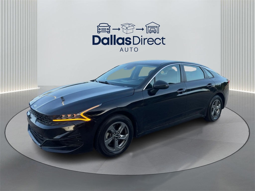 2022 Kia K5 LXS photo 2