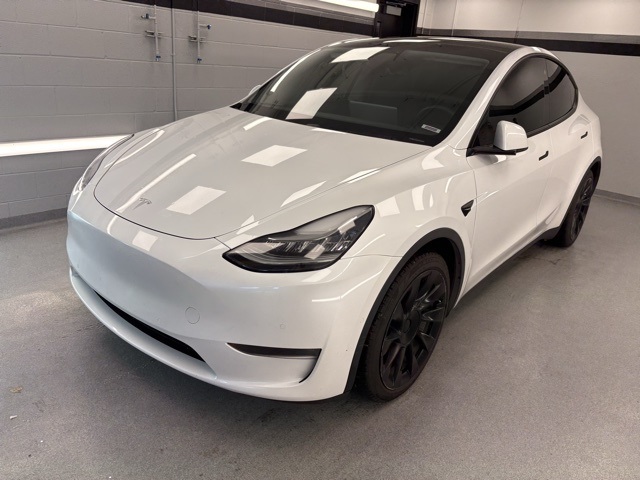 2021 Tesla Model Y Long Range's photo