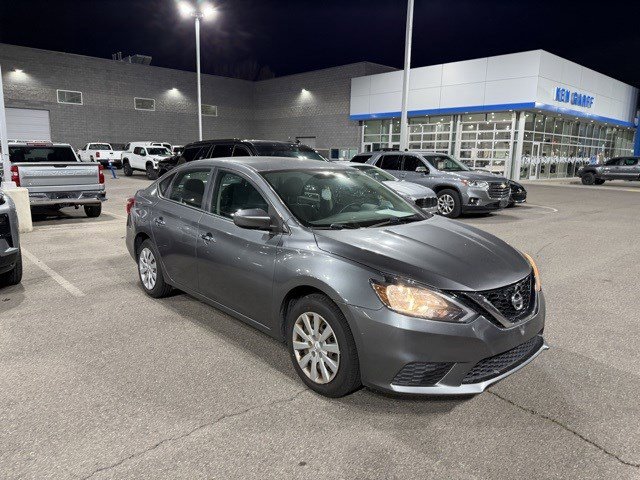 2017 Nissan Sentra S photo 4