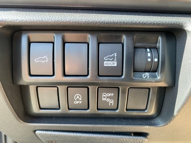 2019 Subaru Forester Premium photo 15