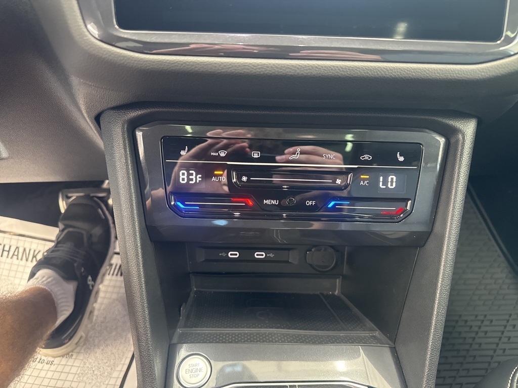 2024 Volkswagen Tiguan SE R-Line Black photo 18