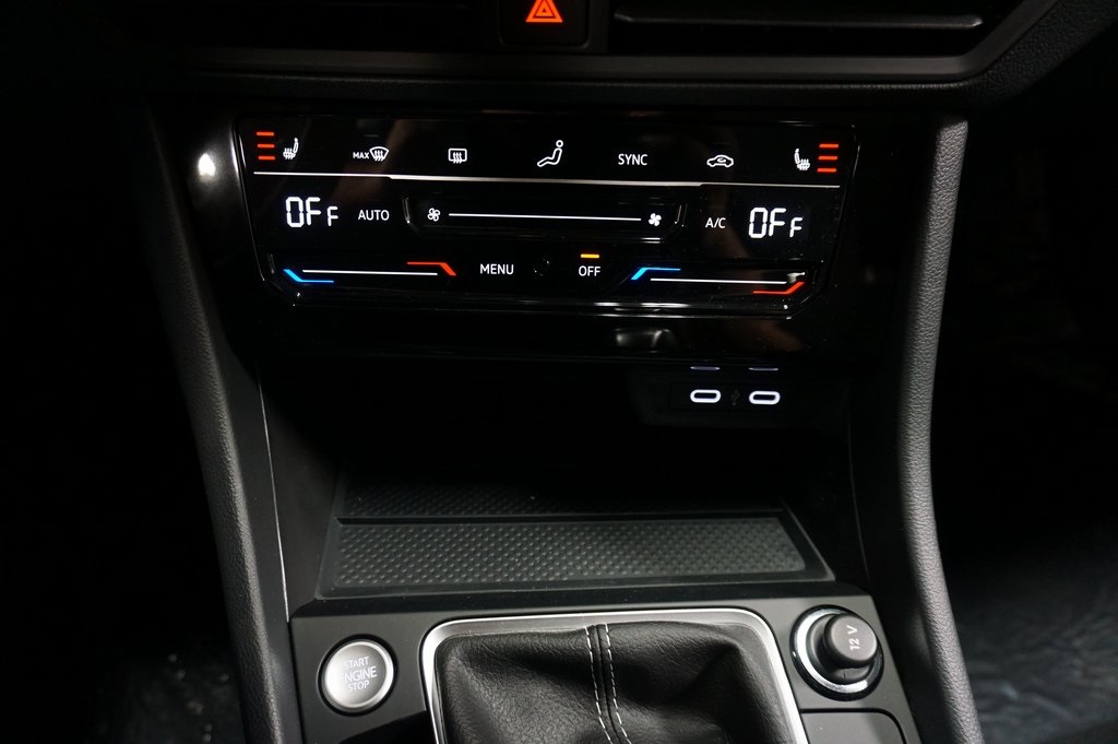2025 Volkswagen Jetta 1.5T SE photo 16