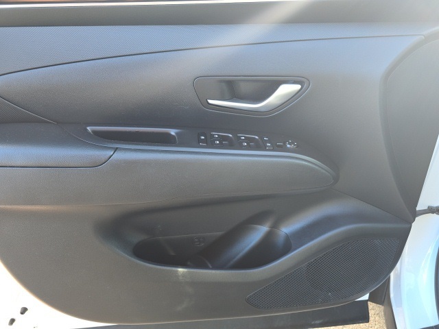 2022 Hyundai Tucson SE photo 18