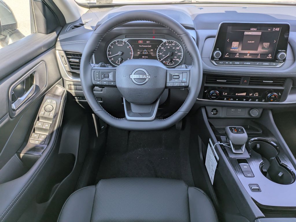 2026 Nissan Rogue SV photo 13