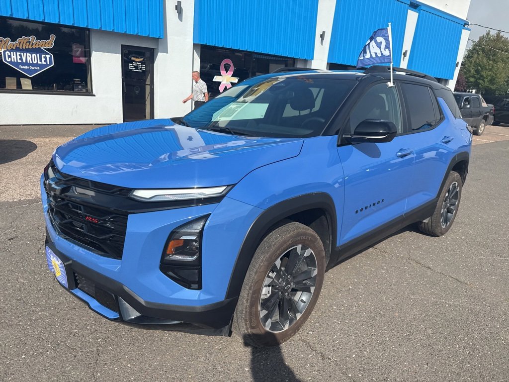 2025 Chevrolet Equinox RS photo 2