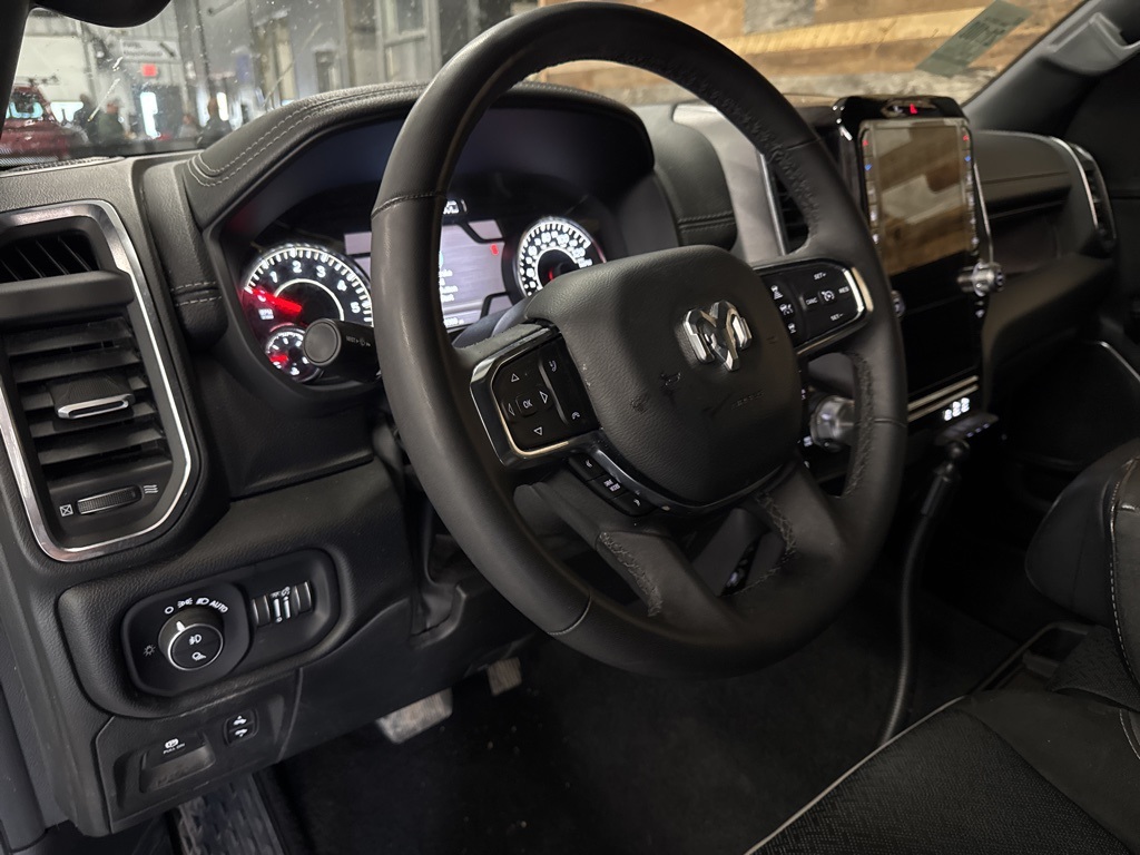 2025 Ram 1500 Laramie photo 3