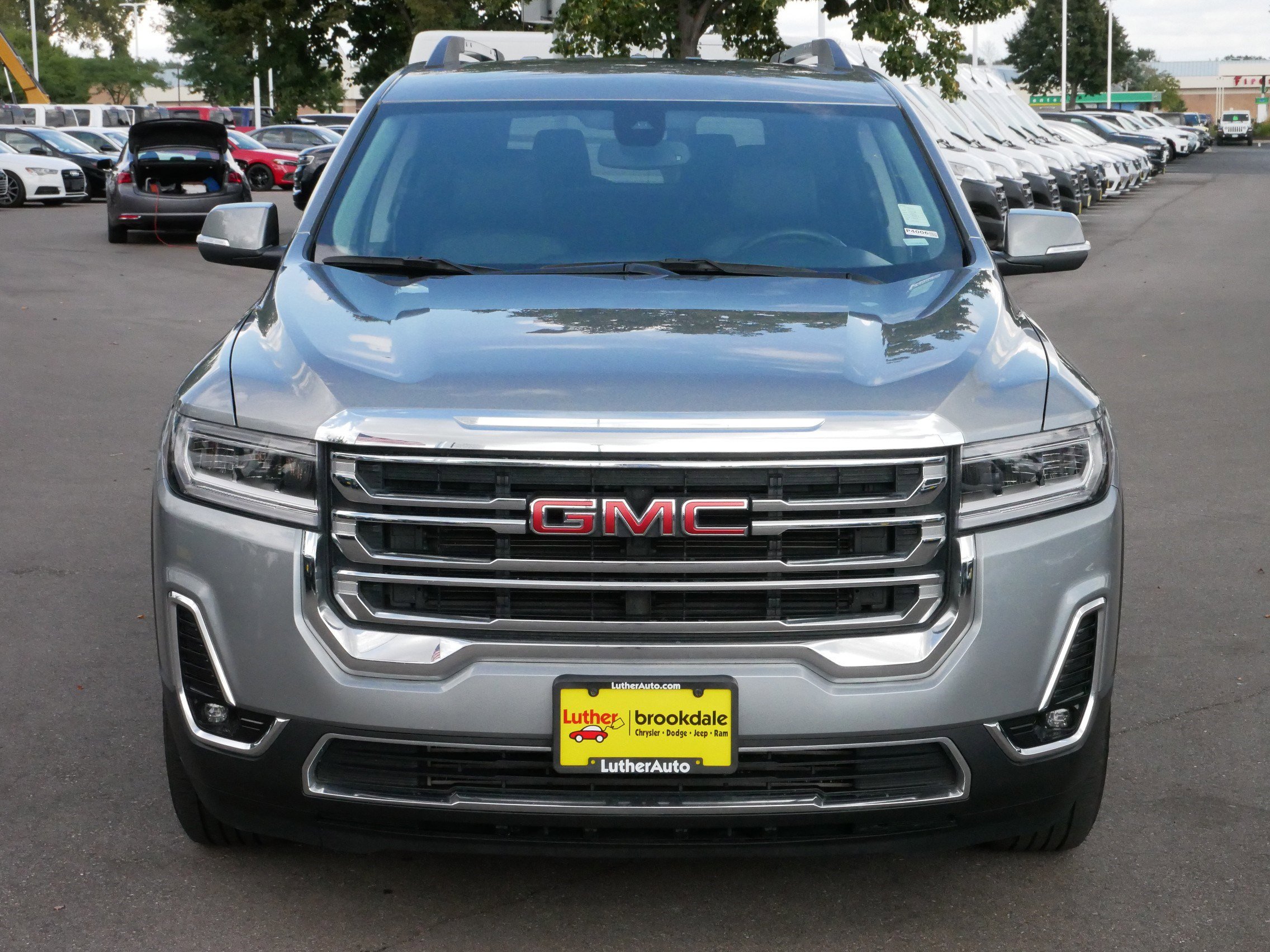 Used 2023 GMC Acadia SLT with VIN 1GKKNUL47PZ234727 for sale in Brooklyn Park, Minnesota